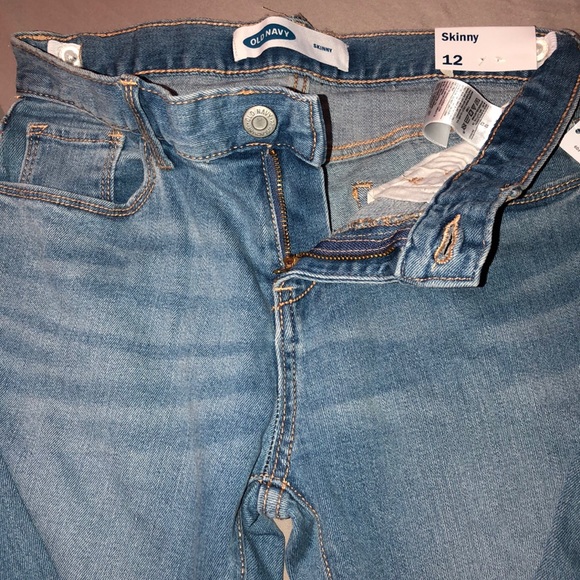 Children’s Old Navy Crop Skinny Jeans Size 12 - Picture 3 of 3